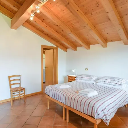 Beautiful In With Wifi Apartment Lamon